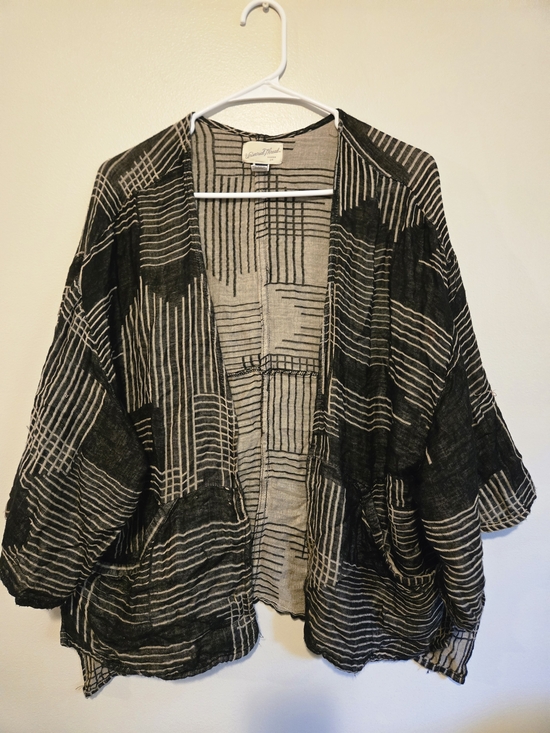 Universal Thread Sweaters - Lightweight Black & Cream Open-Front Women's Sweater Cardigan